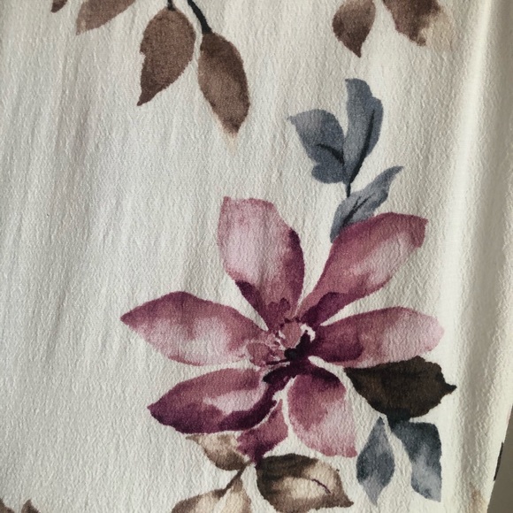 Floral Romper - Picture 6 of 6